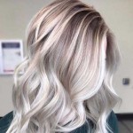 tonos de cabello rubio ceniza para 2020